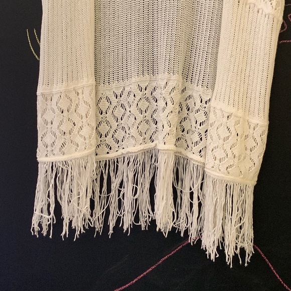 Ivory Acrylic Knit Kimono - Picture 2 of 2